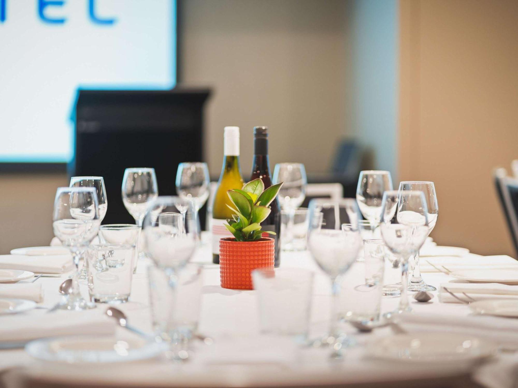 Novotel Canberra Ngoại thất bức ảnh