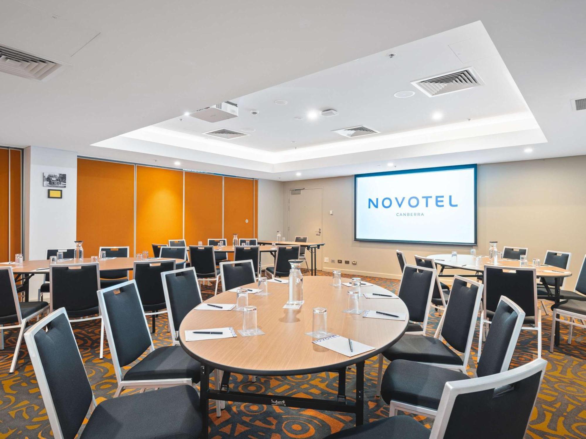 Novotel Canberra Ngoại thất bức ảnh