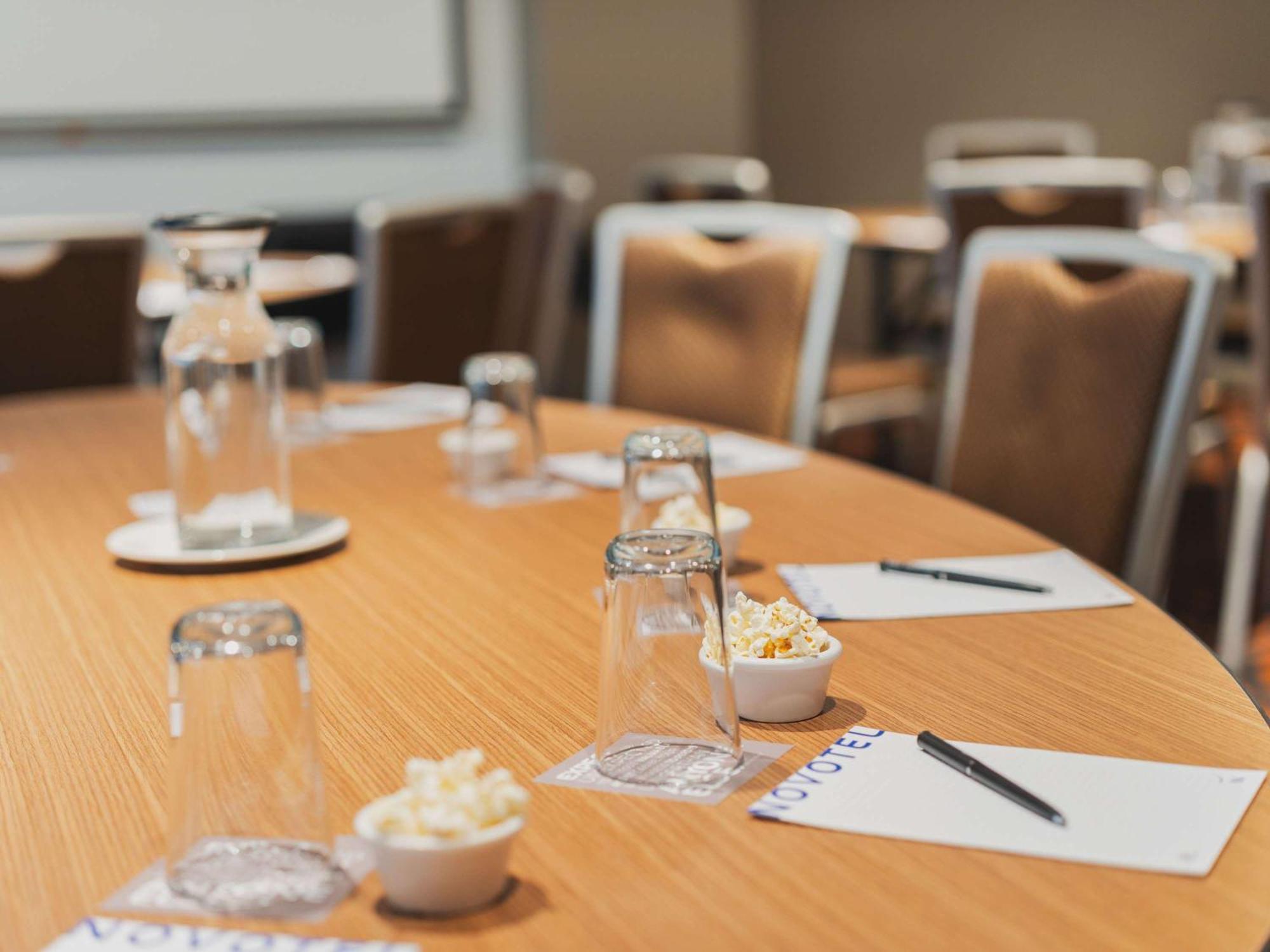 Novotel Canberra Ngoại thất bức ảnh