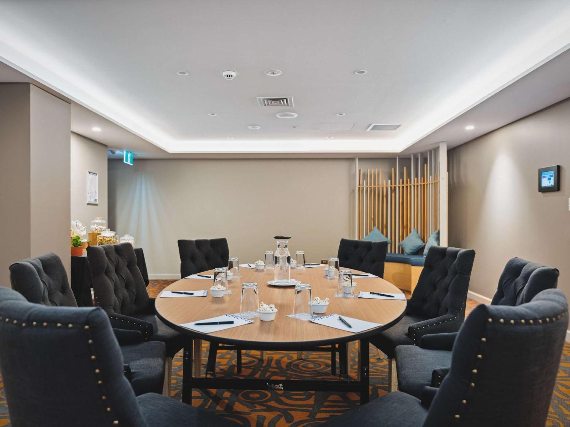 Novotel Canberra Ngoại thất bức ảnh